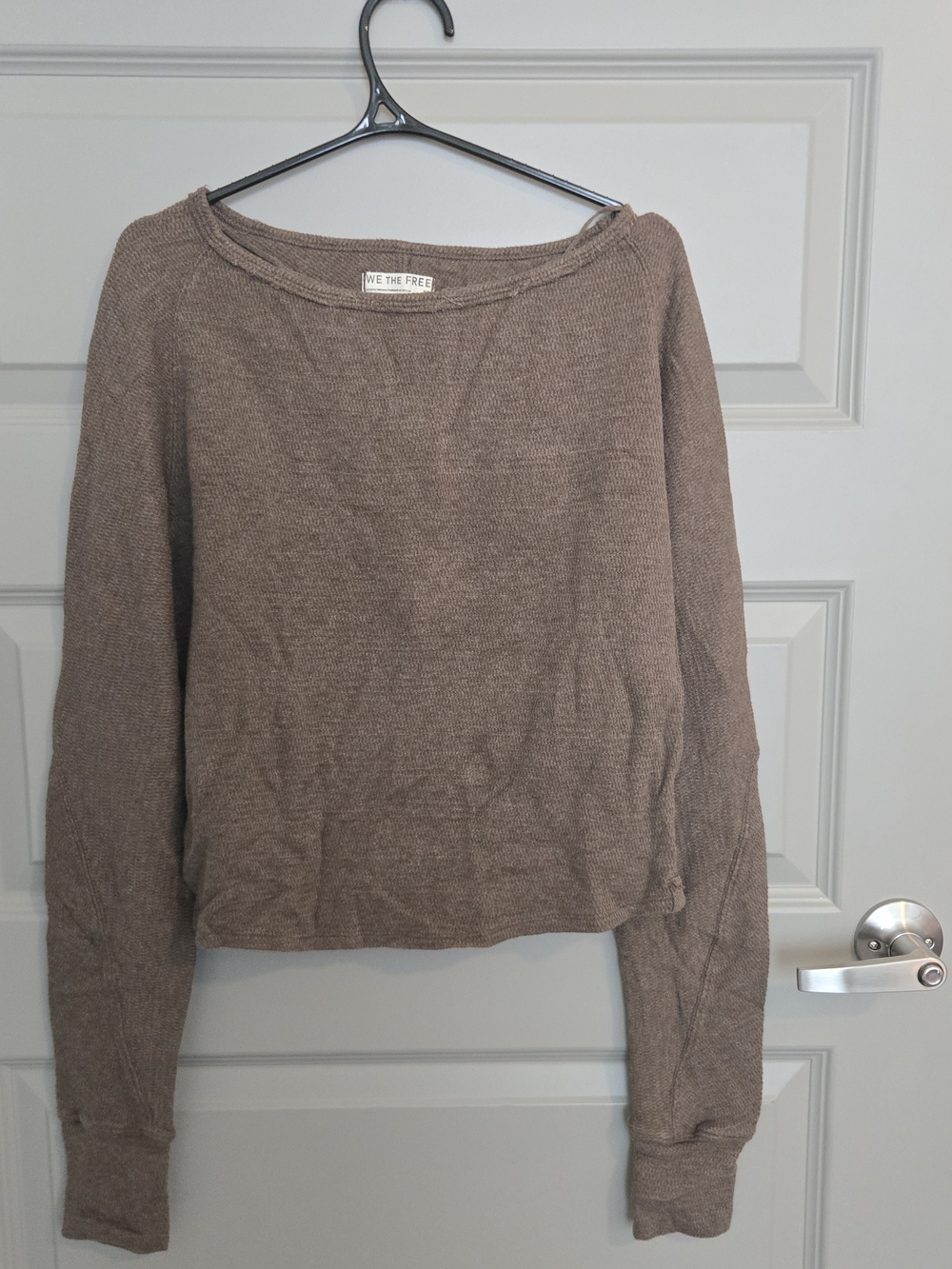 We The Free Taupe Scoop Neck Lightweight Knit Sweater. NWOT.